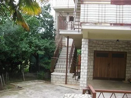 Lino Apartment *