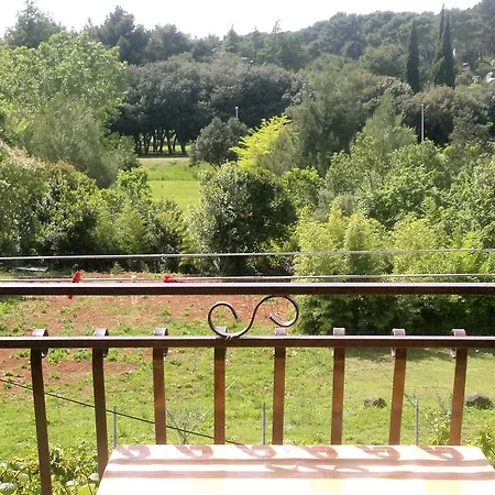 דירה Lino רוביני