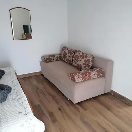 Lino Apartment